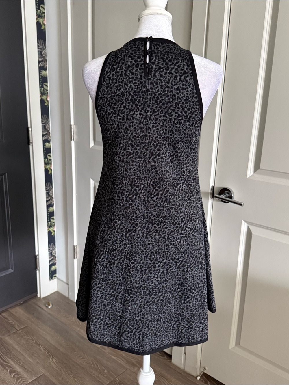 NWT Saint Laurent Black and Gray Leopard Print A-Line Silk Mini Dress Size M - Picture 4 of 10